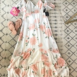 Lulu's Dresses - IVORY FLORAL PRINT MAXI DRESS Lulu's Dresses - IVORY FLORAL PRINT MAXI DRESS